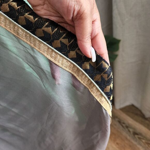 GORGEOUS! HALF SAREE - Green Grey Gold Georgette Saree - Picture 6 of 14